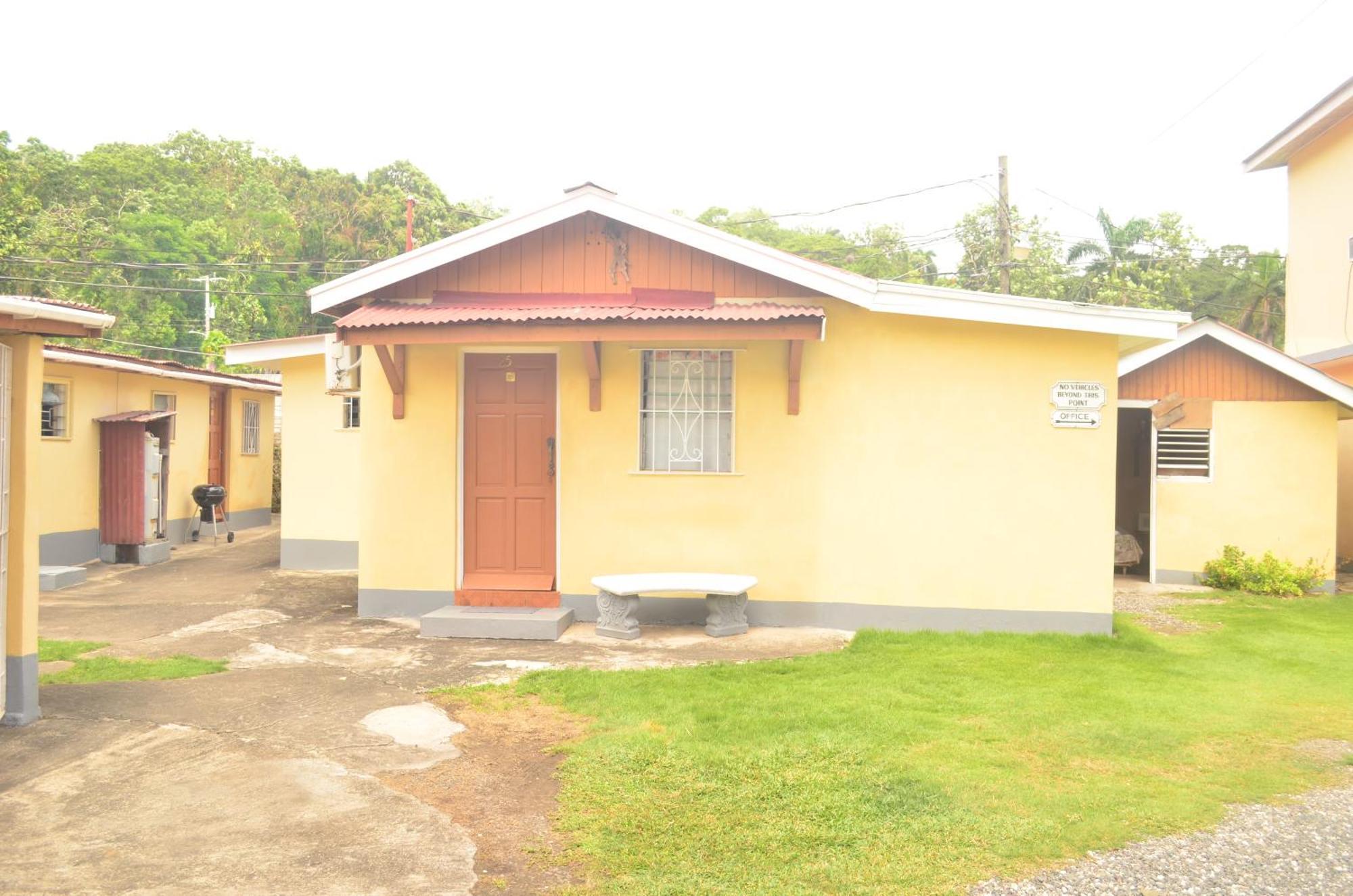 Little Shaw Park Guest House Ocho Rios Dış mekan fotoğraf