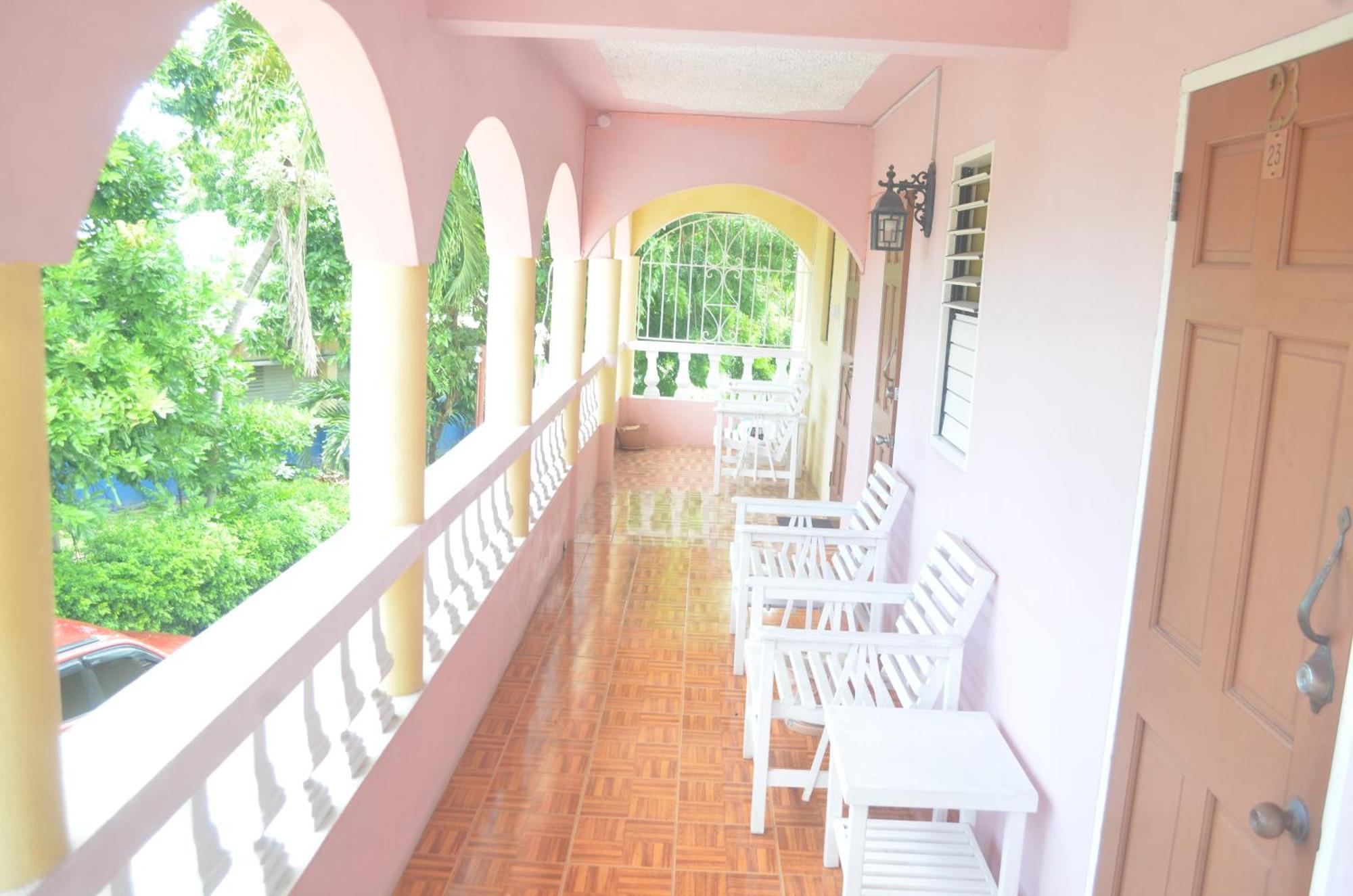 Little Shaw Park Guest House Ocho Rios Dış mekan fotoğraf