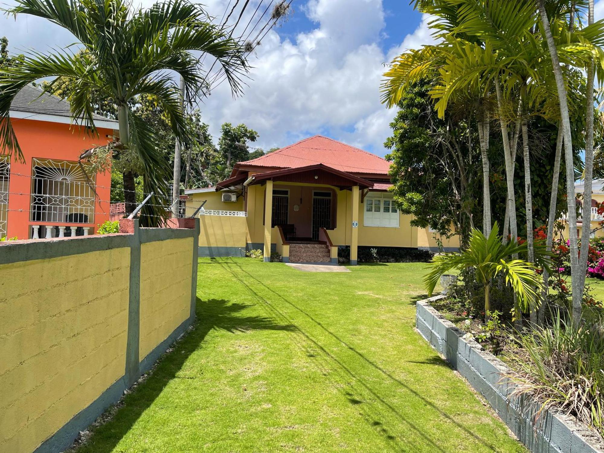 Little Shaw Park Guest House Ocho Rios Dış mekan fotoğraf