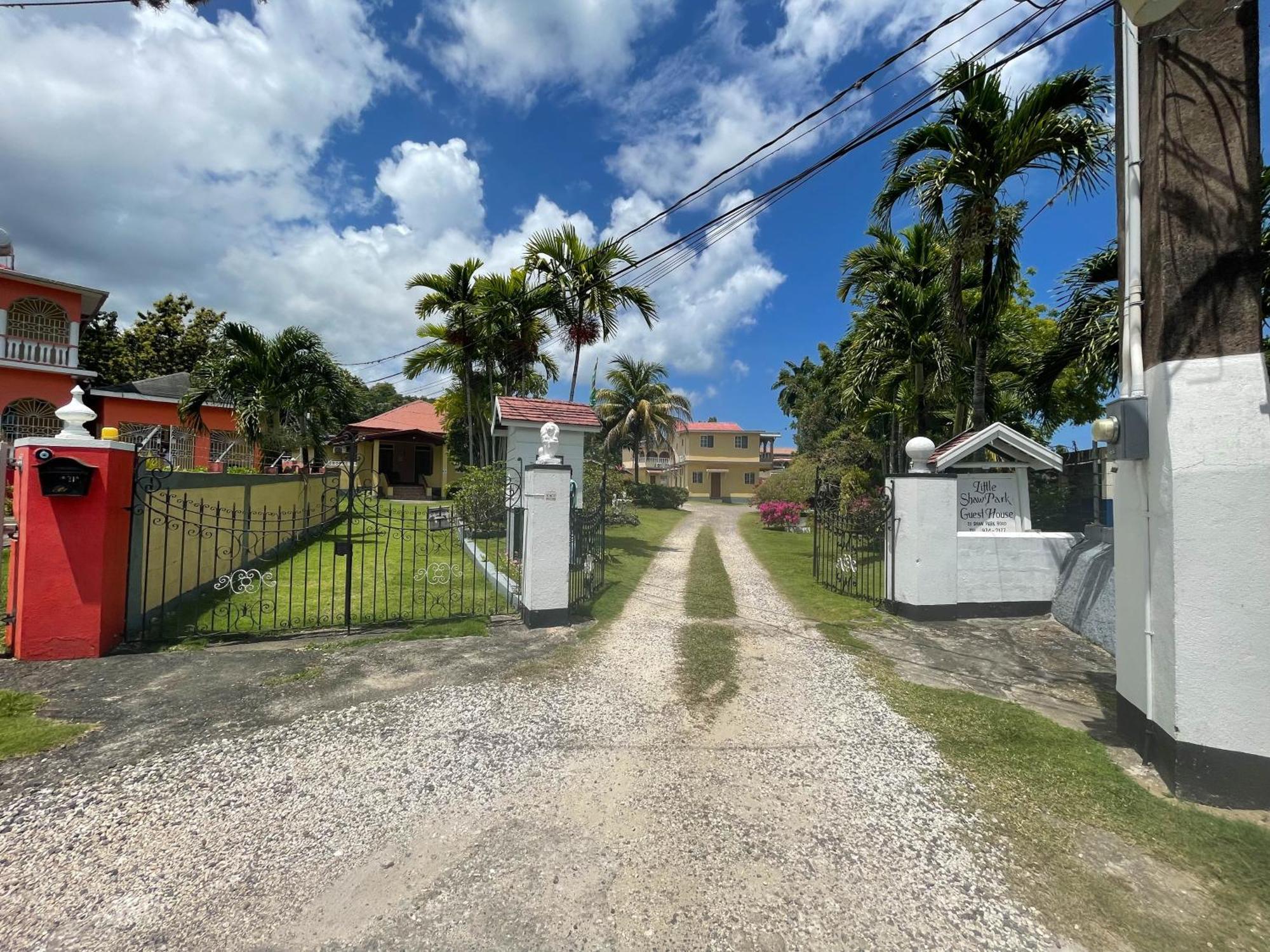 Little Shaw Park Guest House Ocho Rios Dış mekan fotoğraf